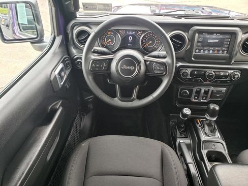 Certified 2023 Jeep Wrangler Sport AWD/4WD image 14