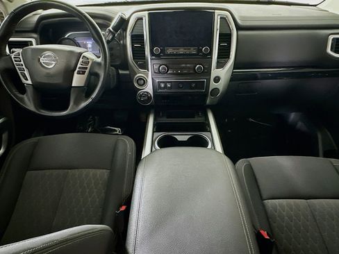 Used 2021 Nissan Titan SV w/ SV Convenience Package AWD/4WD image 16