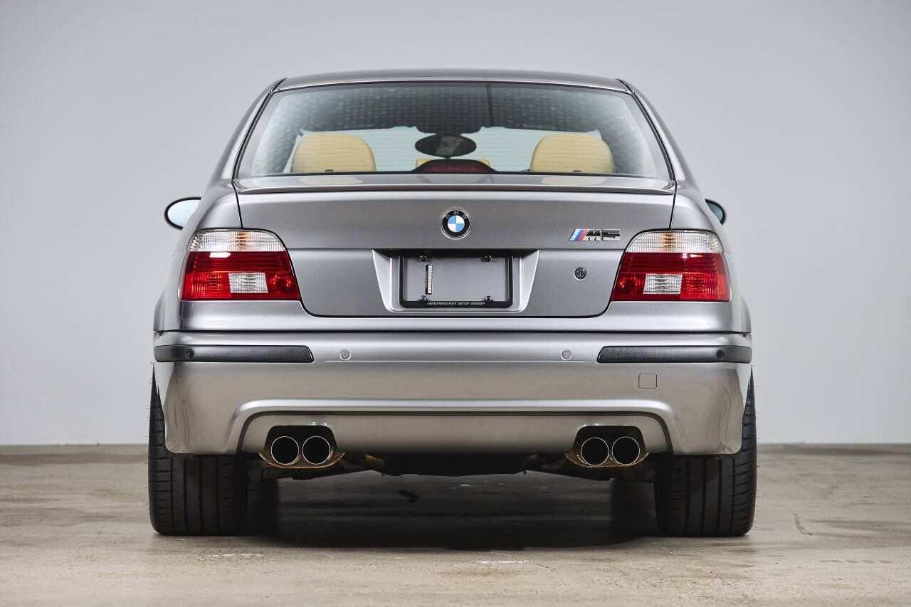 Used 2003 BMW M5 RWD image 6