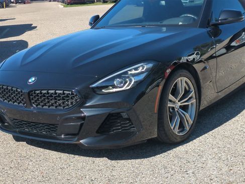 Used 2019 BMW Z4 sDrive30i w/ M Sport Package image 11