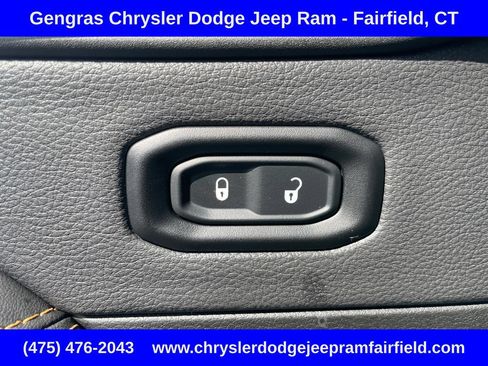 Used 2024 Jeep Wrangler Unlimited Sahara w/ Safety Group AWD/4WD image 44