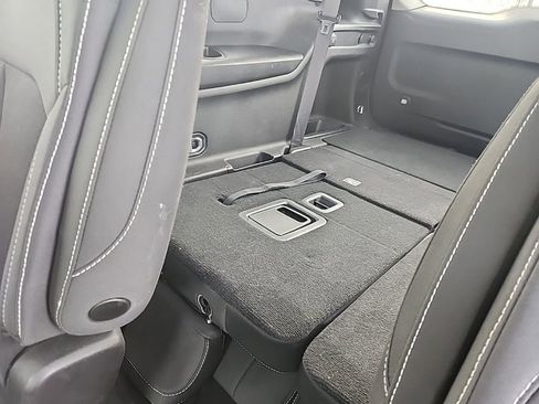 Used 2023 Jeep Grand Cherokee L Laredo image 11