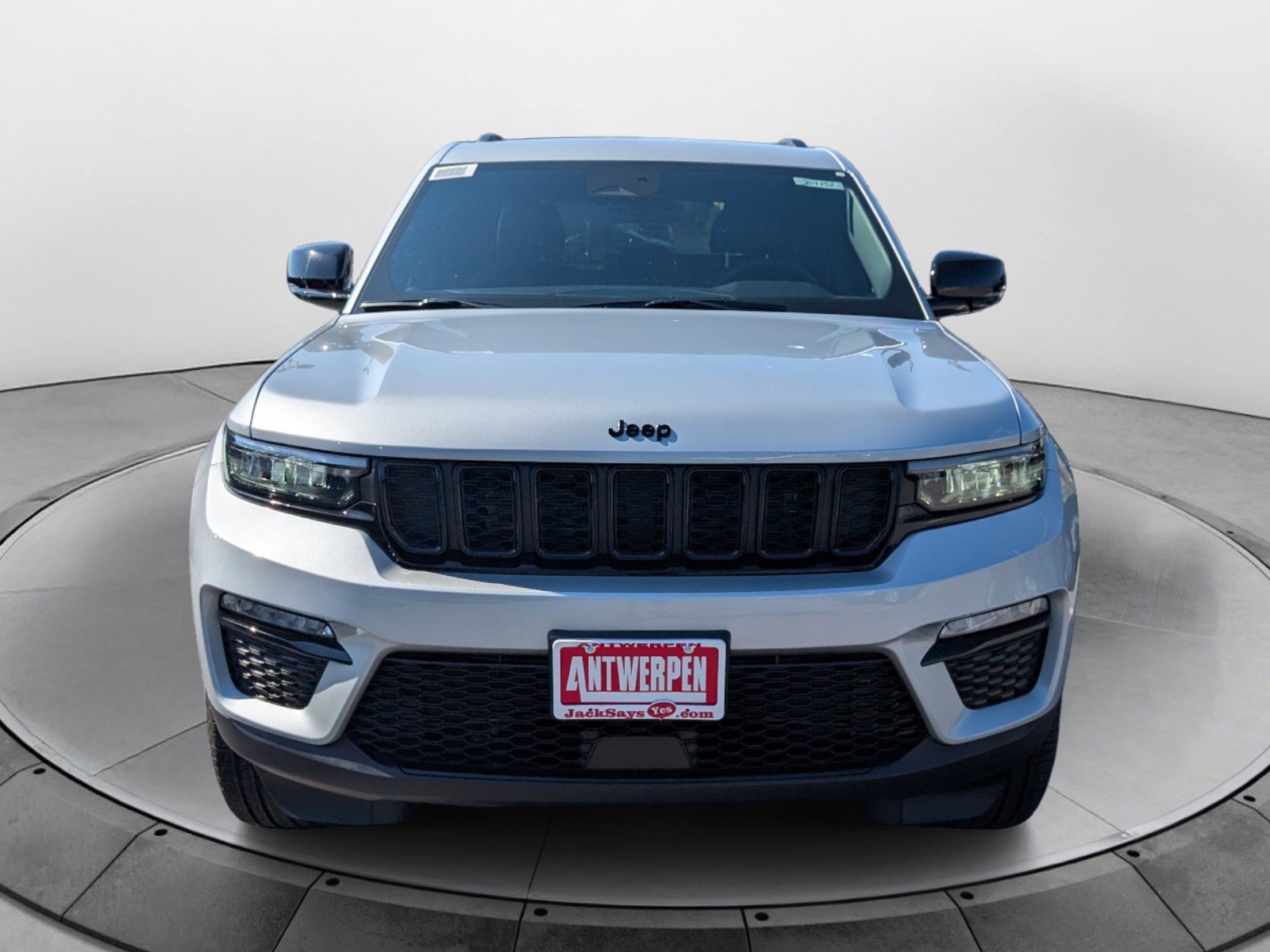 New 2025 Jeep Grand Cherokee Limited w/ Black Appearance Package AWD/4WD image 7