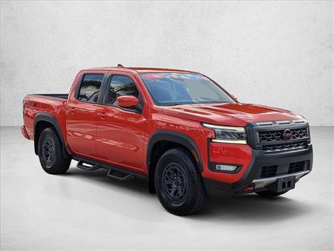 Certified 2025 Nissan Frontier Pro-X RWD image 3