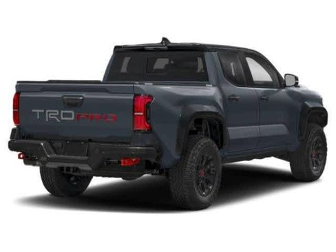 Used 2025 Toyota Tacoma TRD Off-Road image 2
