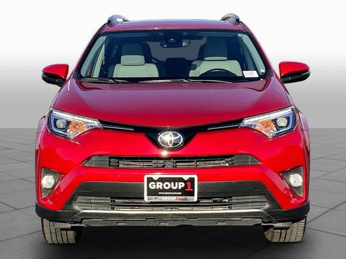 Used 2017 Toyota RAV4 Limited FWD image 4