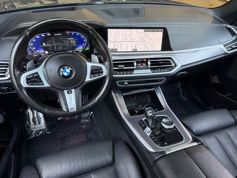 Used 2022 BMW X5 xDrive40i w/ M Sport Package AWD/4WD image 30