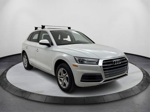 Used 2019 Audi Q5 2.0T Premium w/ Convenience Package image 3