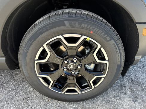 New 2025 Ford Bronco Sport Outer Banks w/ Outer Banks Tech Package+ AWD/4WD image 12
