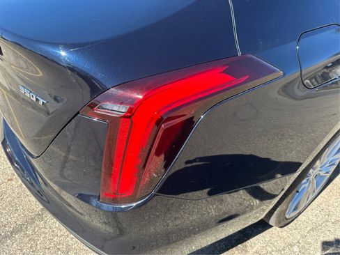 Used 2021 Cadillac CT4 Premium Luxury image 40