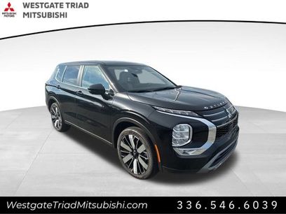 New 2025 Mitsubishi Outlander SE