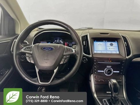 Used 2016 Ford Edge Titanium AWD/4WD image 24