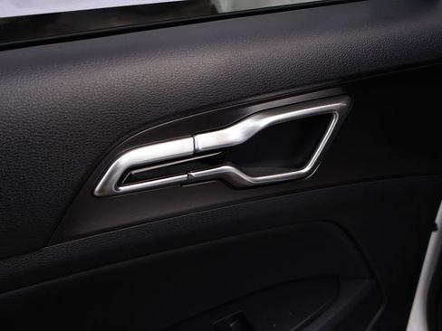 New 2026 Kia Sportage EX image 13