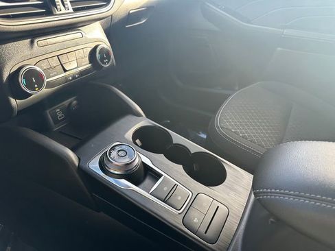 Used 2025 Ford Escape Active image 17