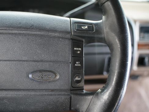 Used 1996 Ford Bronco Eddie Bauer image 14