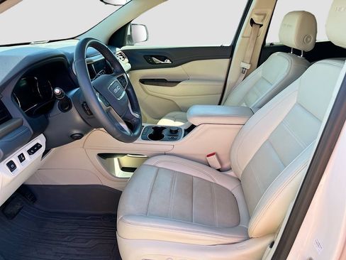 Used 2023 GMC Acadia Denali w/ Denali Technology Package FWD image 20