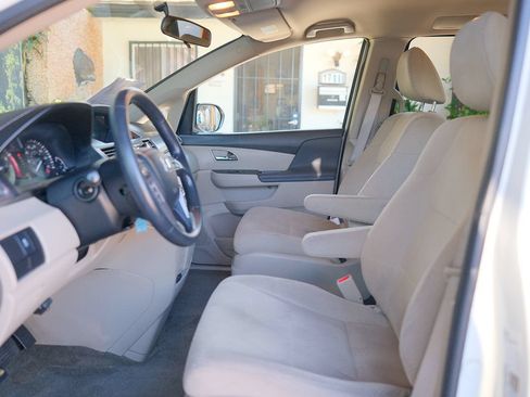 Used 2016 Honda Odyssey LX image 11