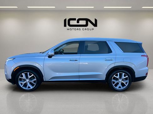Used 2022 Hyundai Palisade SEL w/ 8P Bench Seat Package image 2