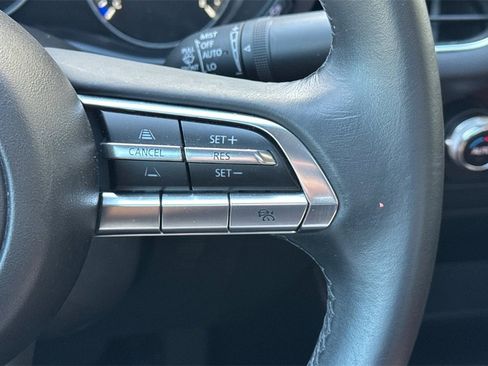 Used 2023 MAZDA MAZDA3 s image 28