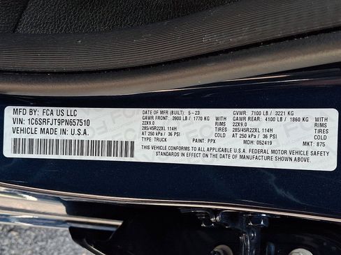 Used 2023 RAM 1500 Laramie AWD/4WD image 32