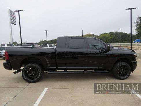 Used 2025 RAM 2500 Laramie w/ Night Edition image 7