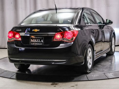 Used 2014 Chevrolet Cruze LT w/ RS Package FWD image 4
