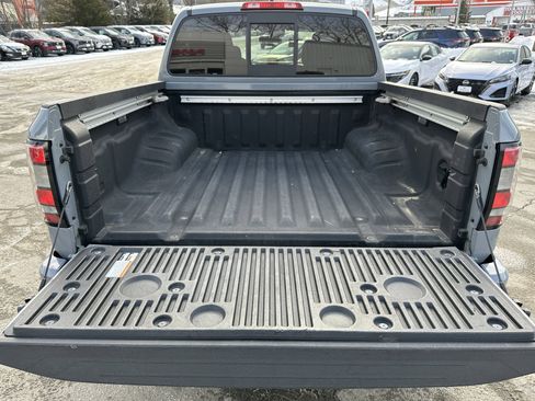 Used 2022 Nissan Frontier PRO-4X image 6