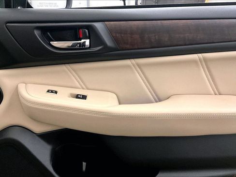 Used 2019 Subaru Outback 2.5i Limited image 23