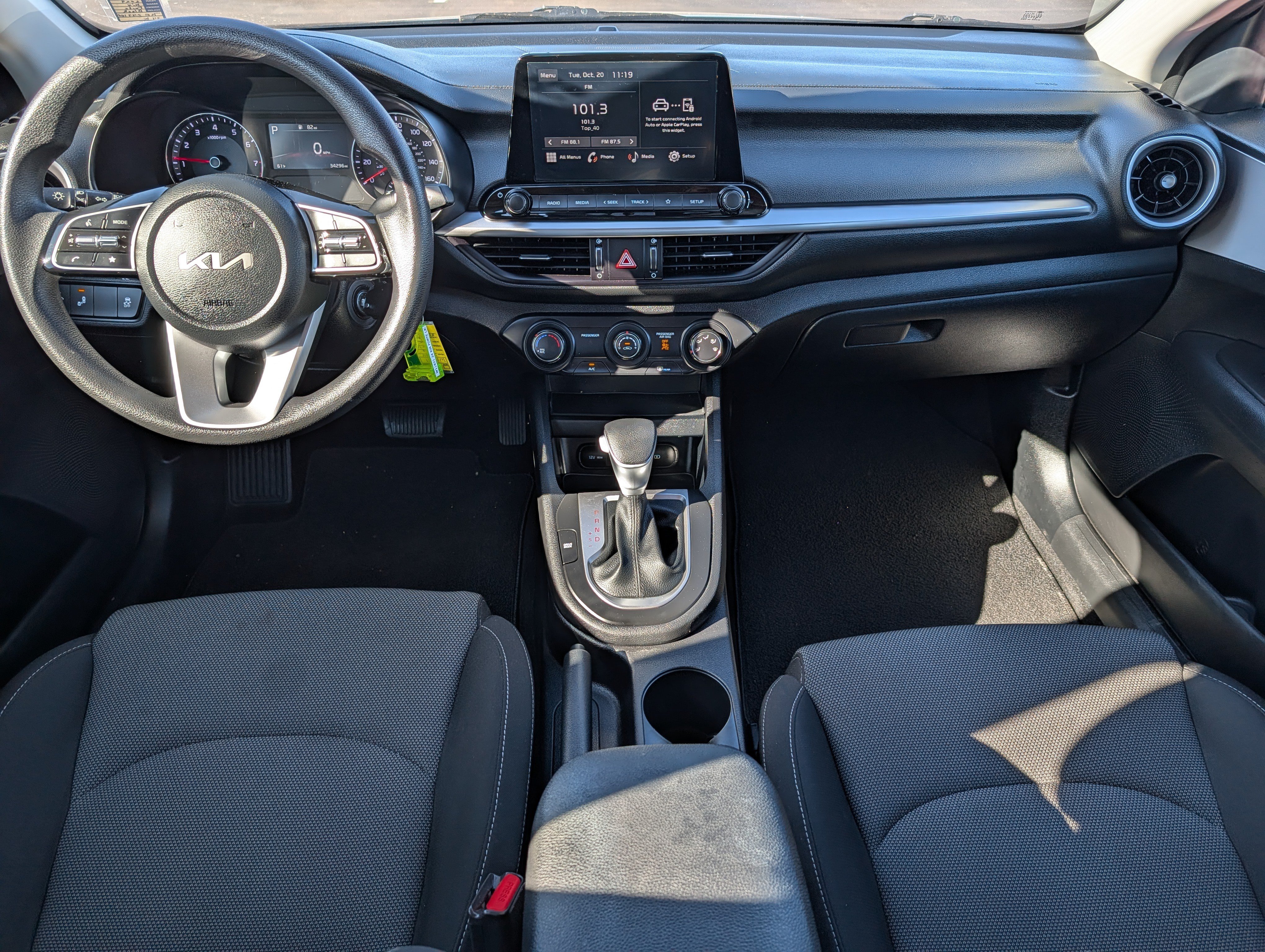 Certified 2024 Kia Forte LXS w/ LXS Technology Package FWD image 10