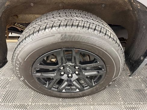 Used 2020 Chevrolet Silverado 1500 RST w/ Diesel Off-Road Package AWD/4WD image 39