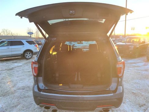 Used 2019 Ford Explorer Limited image 14