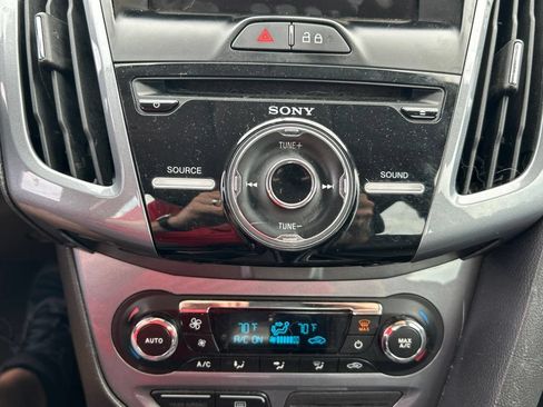 Used 2013 Ford Focus Titanium w/ Titanium Handling Pkg FWD image 29