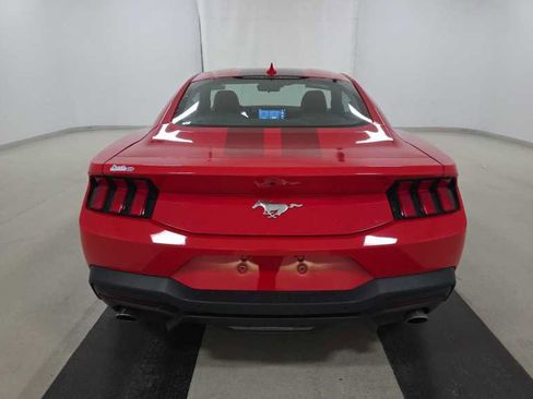 Used 2024 Ford Mustang Coupe RWD image 7