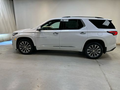 Used 2023 Chevrolet Traverse Premier w/ LPO, Floor Liner Package image 11