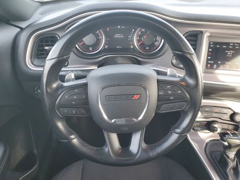 Used 2022 Dodge Challenger GT image 17