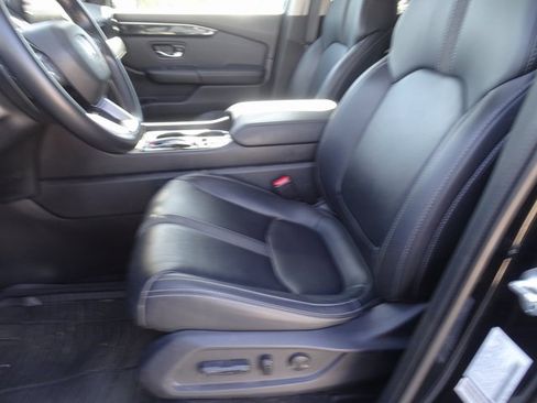 Certified 2023 Honda Pilot Touring image 7