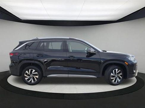 New 2025 Volkswagen Tiguan S AWD/4WD image 8