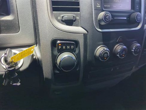 Used 2018 RAM 1500 Express w/ Express Value Package RWD image 10
