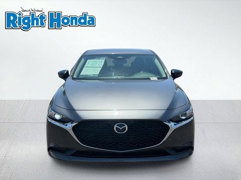 Used 2024 MAZDA MAZDA3 s FWD image 10