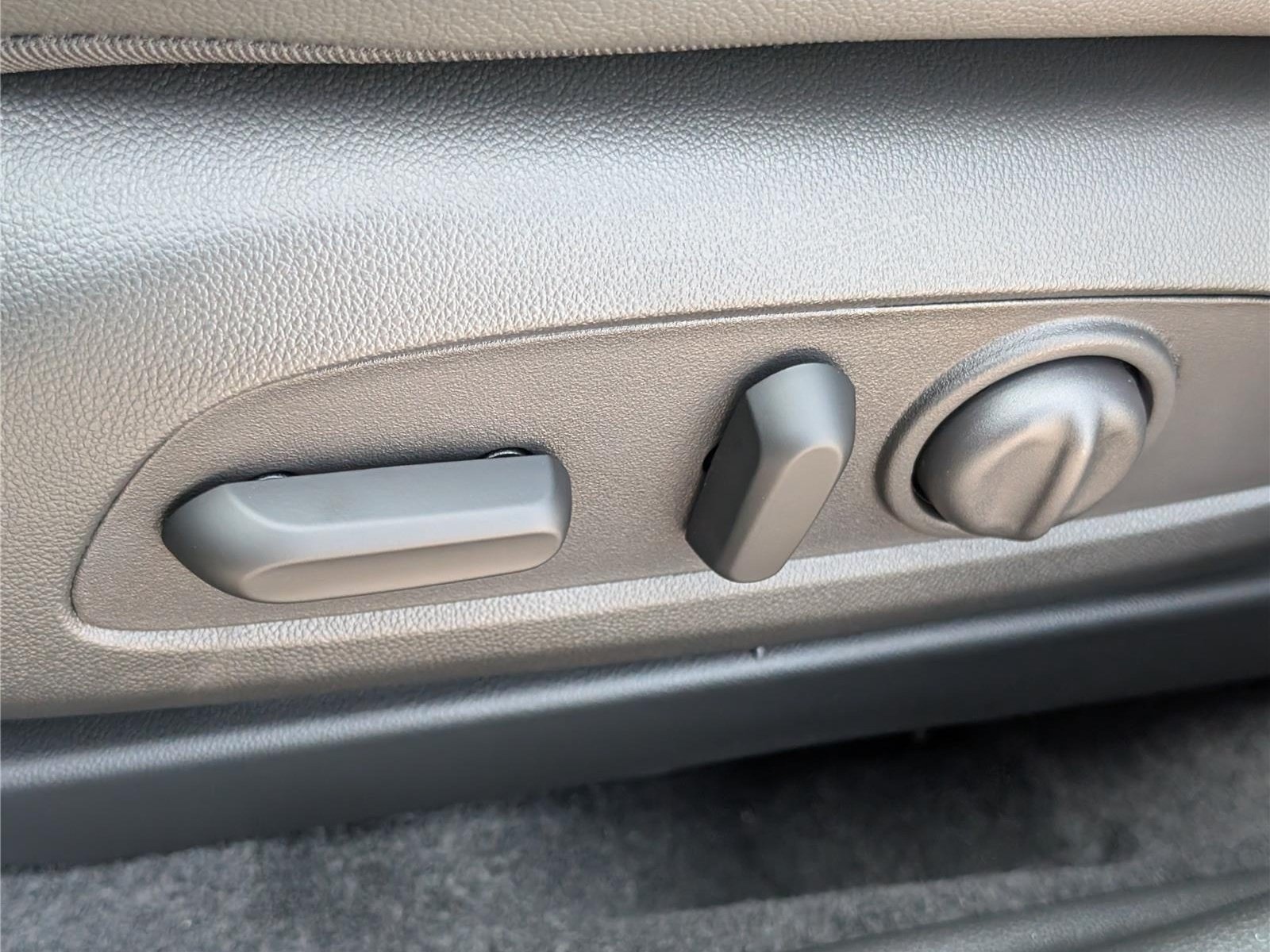 New 2026 Buick Envista Sport Touring w/ Convenience I Package FWD image 17