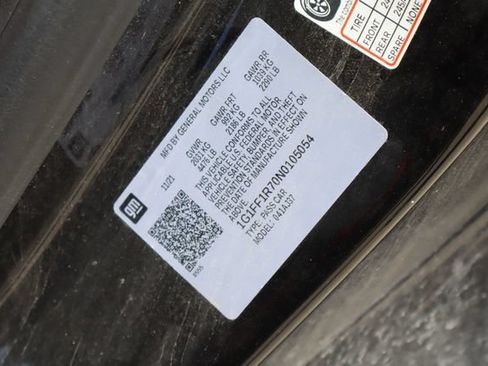 Used 2022 Chevrolet Camaro LT RWD image 28