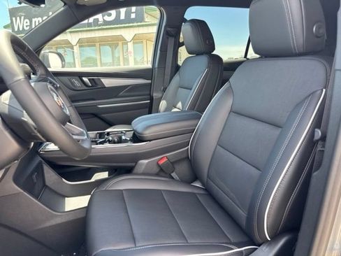 New 2026 Buick Enclave Preferred w/ Power Package FWD image 10