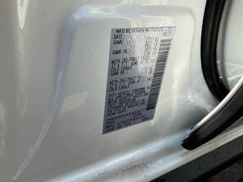 New 2025 Nissan Frontier PRO-4X w/ Pro Premium Package image 38