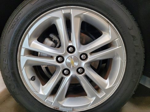 Used 2017 Chevrolet Cruze LT image 31