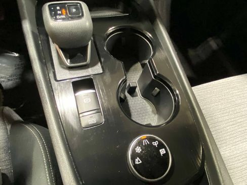 Used 2023 Nissan Rogue SV AWD/4WD image 31