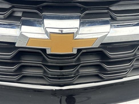 Certified 2024 Chevrolet Trax LT w/ Sunroof Package FWD image 29