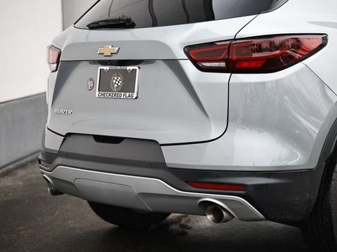 Used 2024 Chevrolet Blazer LT w/ Sound & Technology Package image 9