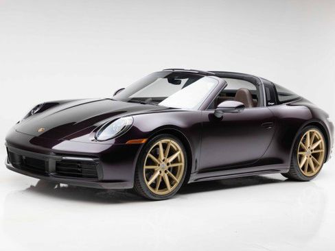 Used 2021 Porsche 911 Targa 4S w/ Premium Package AWD/4WD image 18