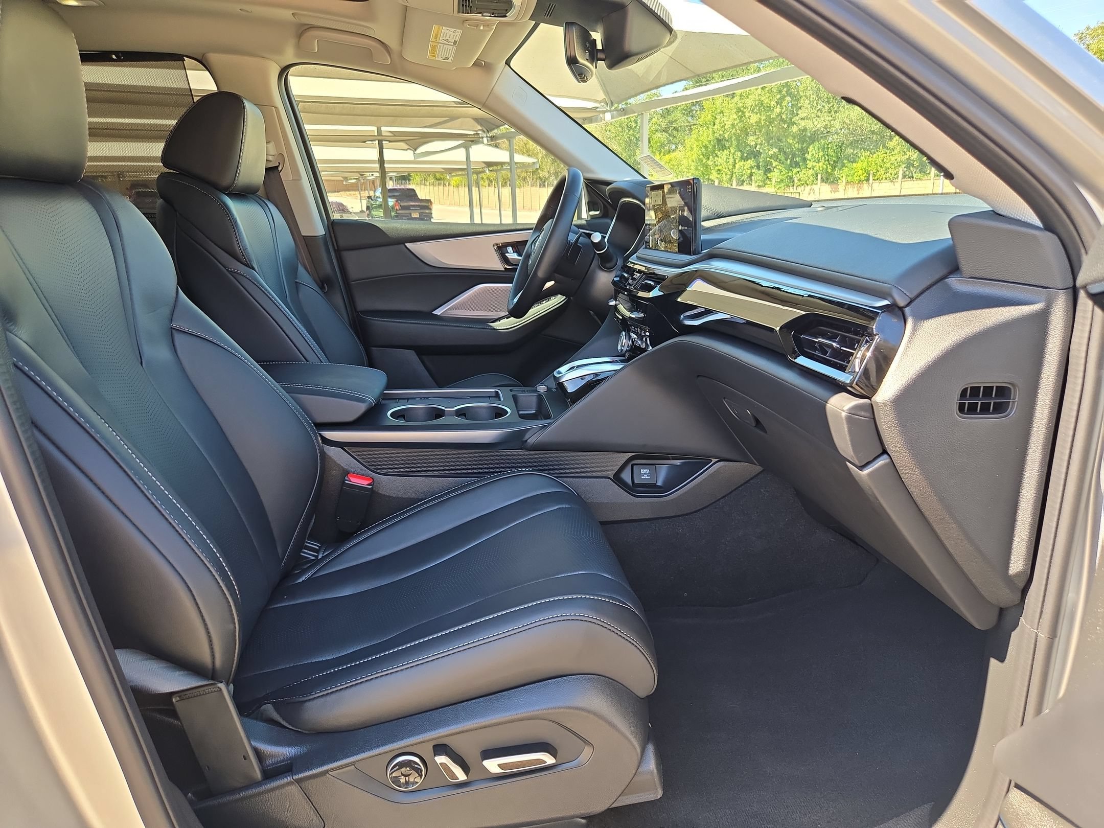 Certified 2026 Acura MDX w/ Technology Package FWD image 27