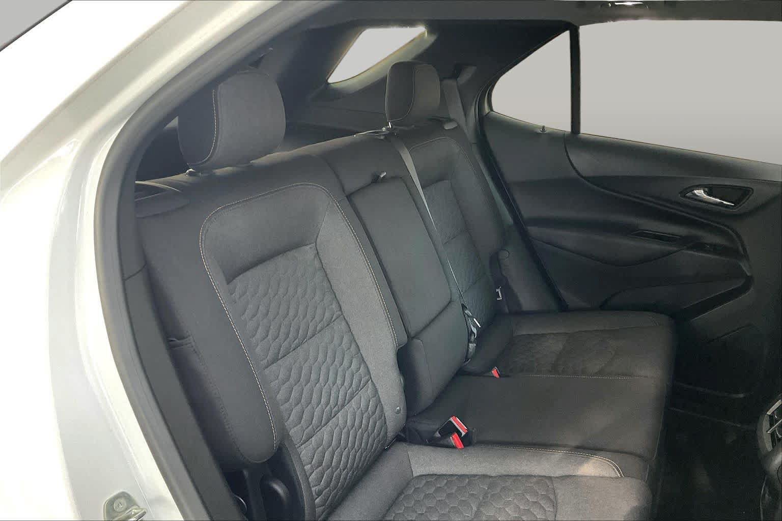 Used 2018 Chevrolet Equinox LT FWD image 20